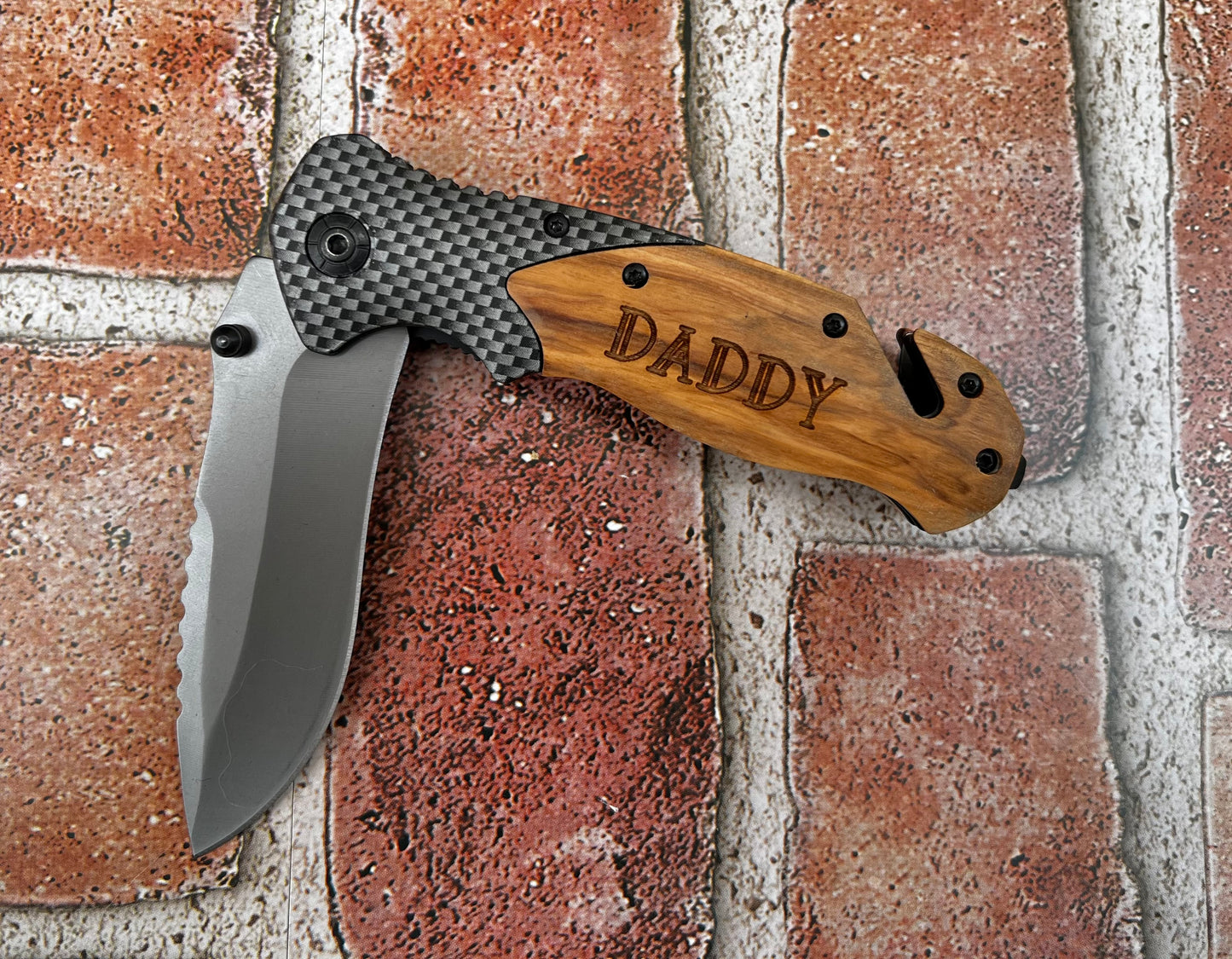 Custom Engraved Pocket Knife