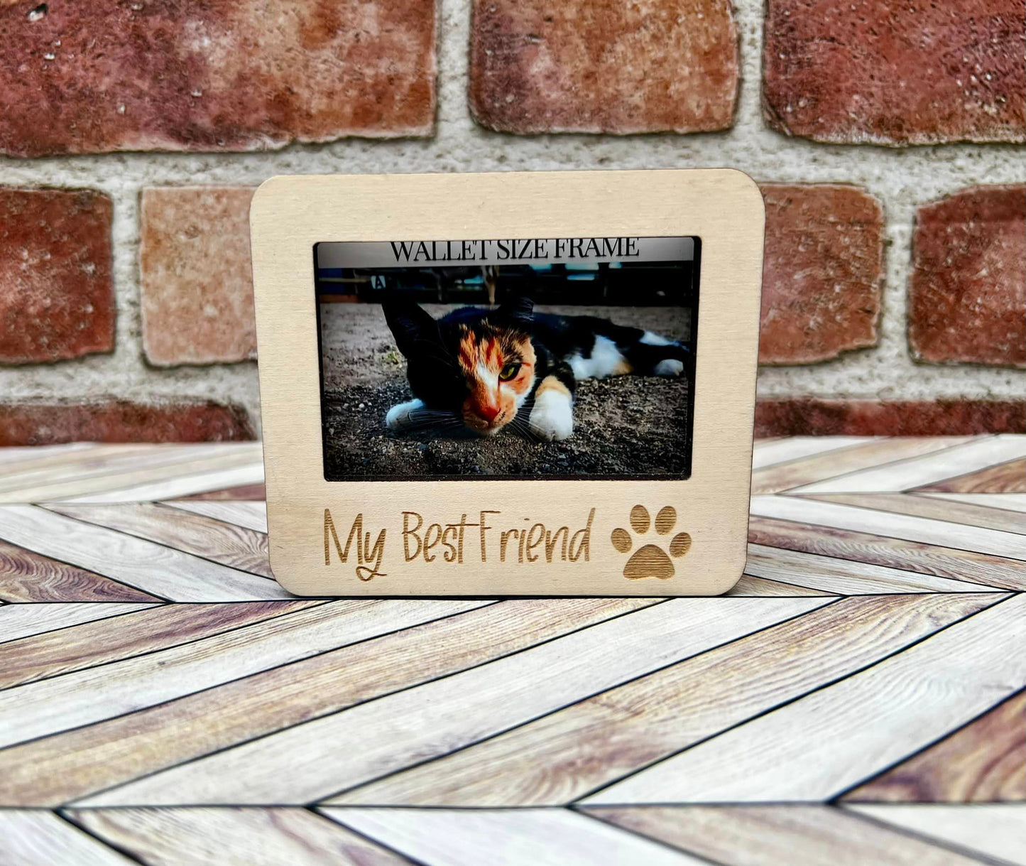 Custom Wallet Size Photo Frame - Personalized Keepsake for Your Cherished Memories