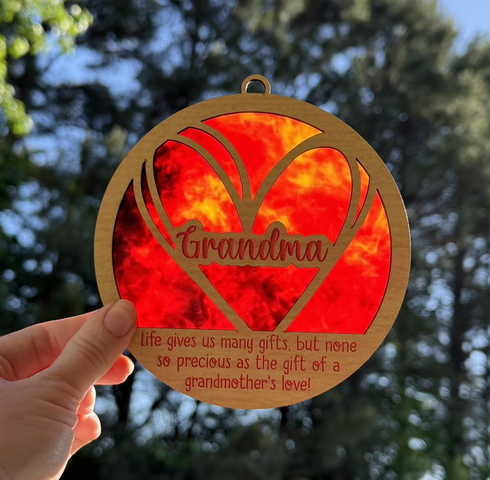 Custom Heart Sun Catcher – A Shimmering Tribute for Mother’s Day