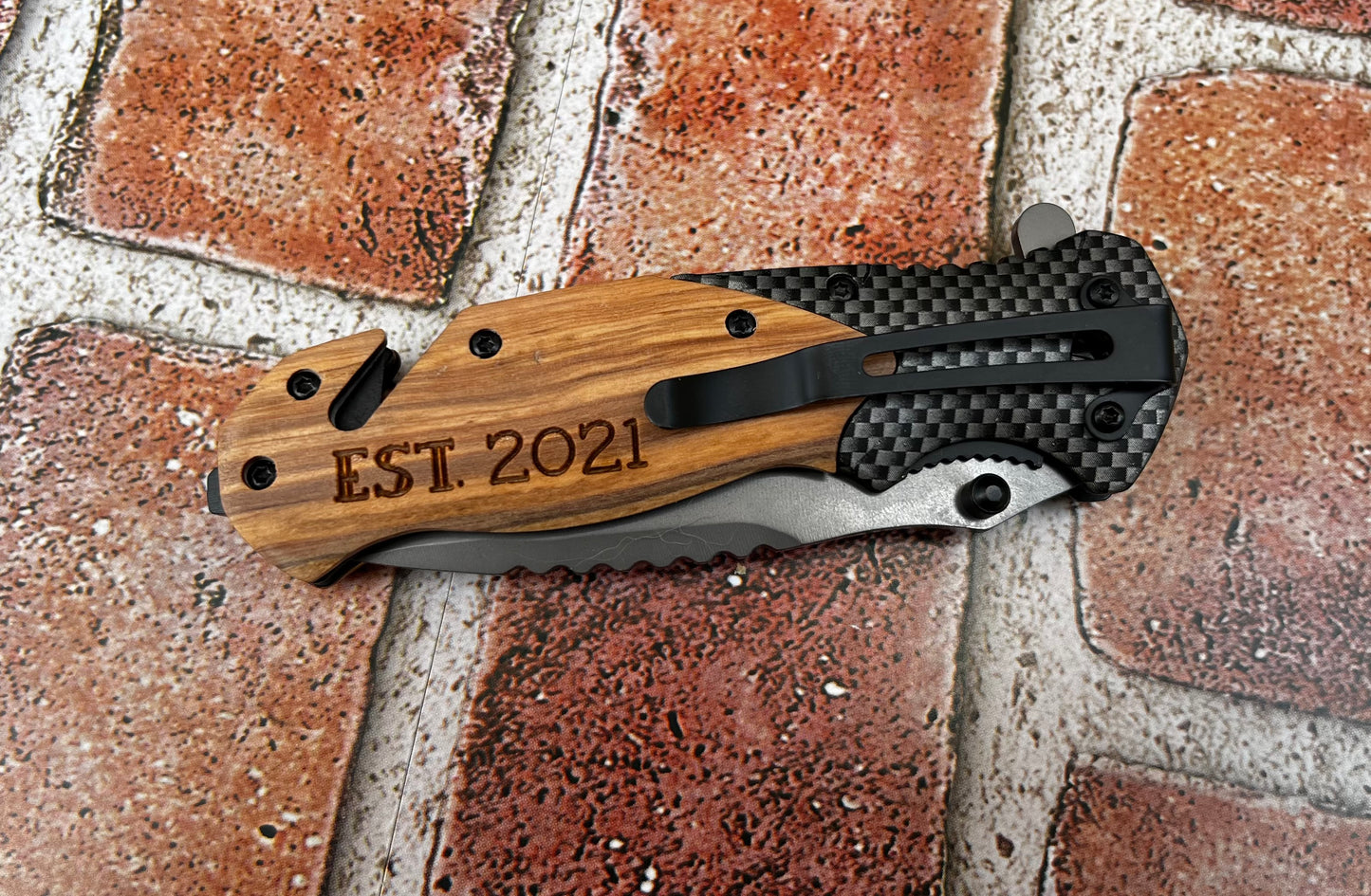 Custom Engraved Pocket Knife